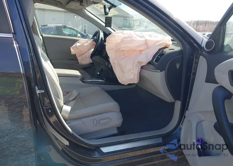 2016 Acura Rdx Technology Acurawatch Plus Packages/Technology Package из США, поврежденный, VIN 5J8TB3H52GL018521